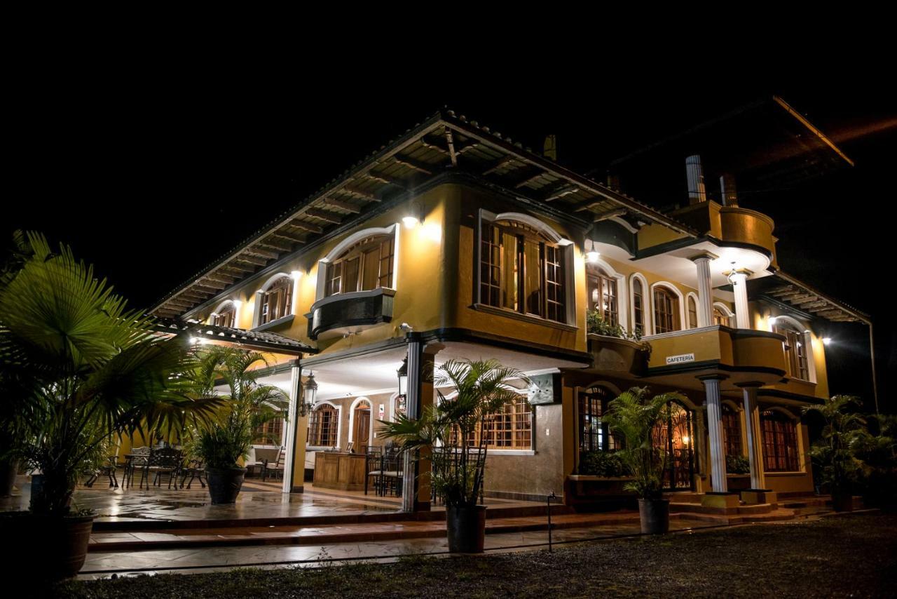 Posada Real Puyo Εξωτερικό φωτογραφία